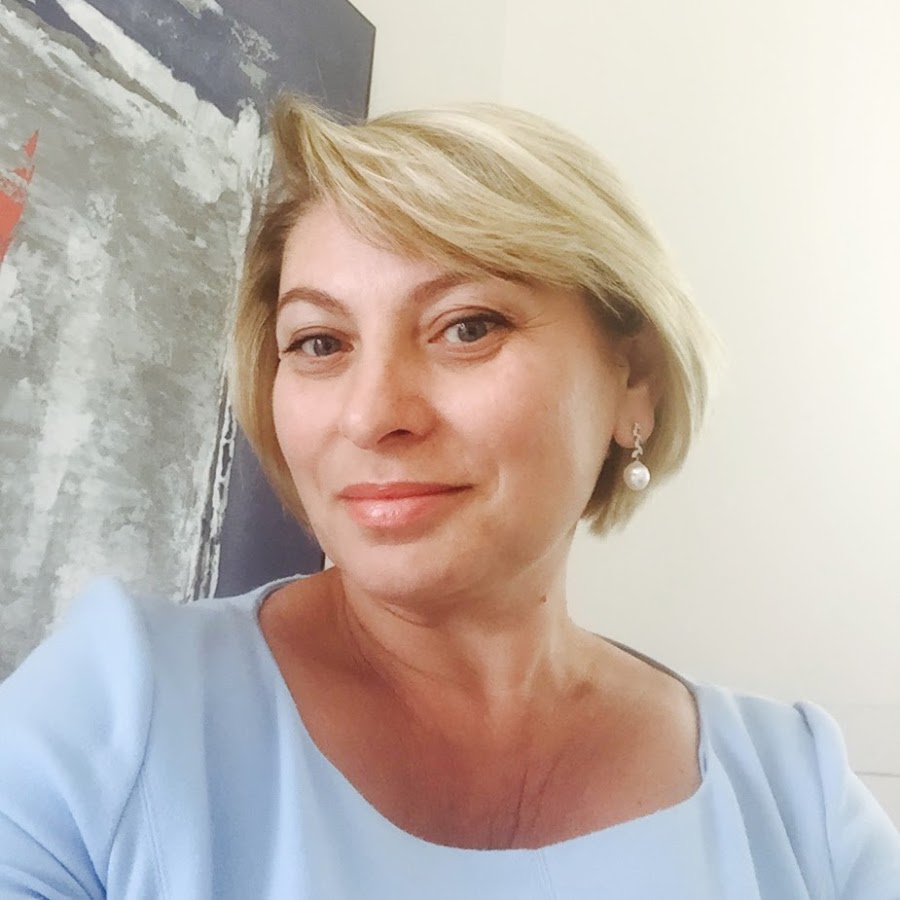 Астролог Анжела Перл